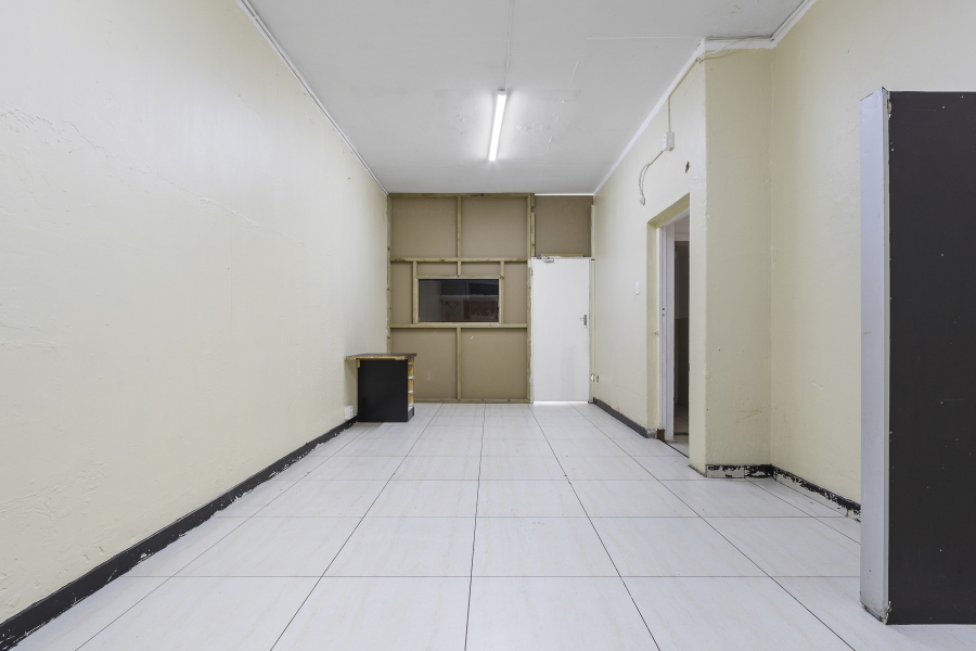 To Let commercial Property for Rent in Claremont Western Cape